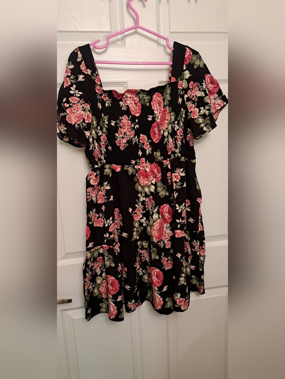 Black Floral Smocked Mini Dress Fits Size 14/16 Lightweight & Flowy New - Picture 5 of 9